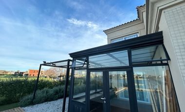 Casa en venta  en La Reserva Cardales, Sofitel sobre el LAGO Lujo clásico LAGUNA