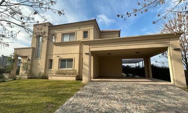 Casa en venta  en La Reserva Cardales, Sofitel sobre el LAGO Lujo clásico LAGUNA