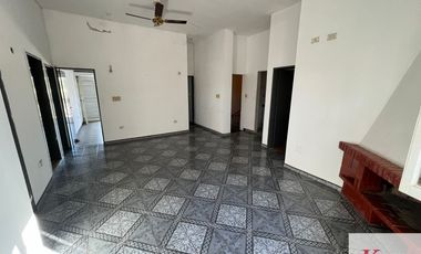 Casa en venta de 5 dormitorios c/ cochera