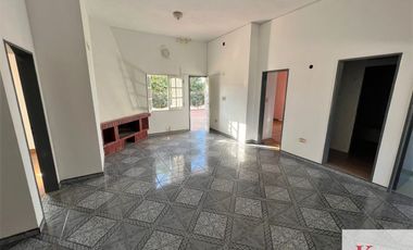 Casa en venta de 5 dormitorios c/ cochera