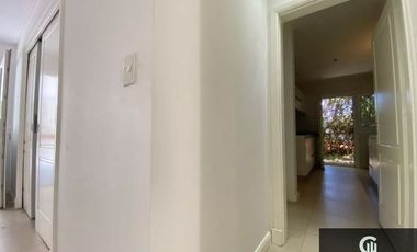 Casa en alquiler de 5 dormitorios c/ cochera en Manuel Alberti