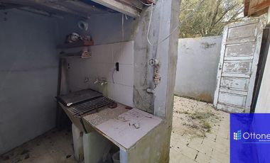 Departamento en venta de 2 dormitorios c/ cochera en Costa Azul