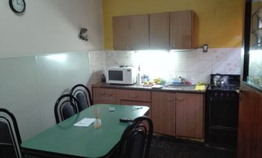 Casa en venta de 3 dormitorios en Parque Patricios