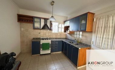 Casa en venta de 4 dormitorios c/ cochera en La Plata