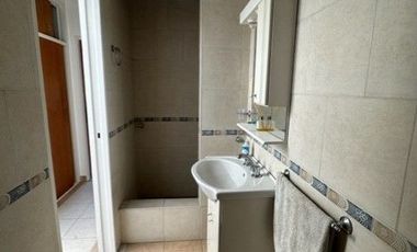 Casa en venta de 4 dormitorios c/ cochera en La Plata