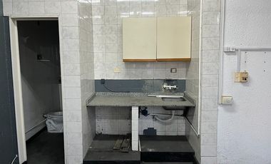Galpón en venta de 1200m2 ubicado en Villa Soldati