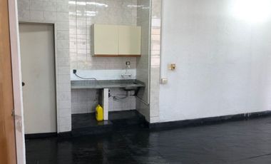 Galpón en venta de 1200m2 ubicado en Villa Soldati