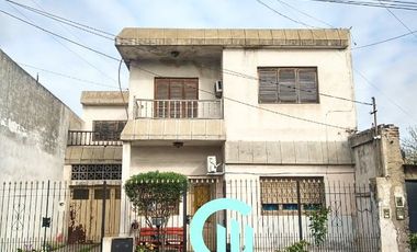 GRAN OPORTUNIDAD!!! Ideal vivienda Multifamiliar