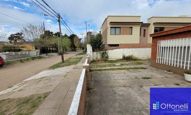 Casa en venta de 2 dormitorios c/ cochera en Mar de Ajo