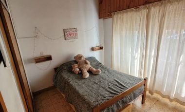 Casa en venta de 2 dormitorios c/ cochera en Mar de Ajo