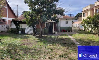 Casa en venta de 2 dormitorios c/ cochera en Mar de Ajo