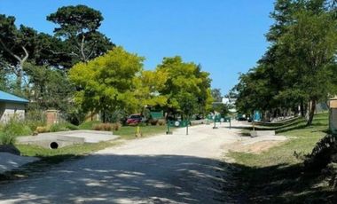 Lote en barrio privado Barrancas de San Benito de 872m2.