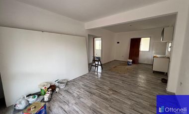 Departamento en venta de 2 dormitorios c/ cochera en San Bernardo
