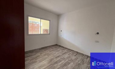 Departamento en venta de 2 dormitorios c/ cochera en San Bernardo
