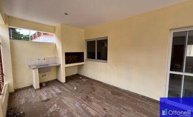 Departamento en venta de 2 dormitorios c/ cochera en San Bernardo