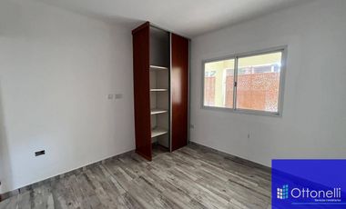 Departamento en venta de 2 dormitorios c/ cochera en San Bernardo