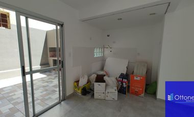 Departamento en venta de 2 dormitorios c/ cochera en San Bernardo