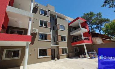 Departamento en venta de 2 dormitorios c/ cochera en San Bernardo