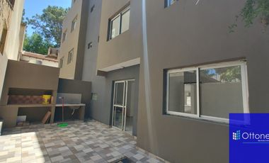 Departamento en venta de 2 dormitorios c/ cochera en San Bernardo