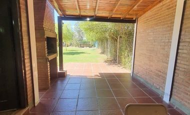 00271 – Departamento para 4/5 personas en Mina Clavero con Pileta. IMPECABLE