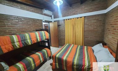 00271 – Departamento para 4/5 personas en Mina Clavero con Pileta. IMPECABLE