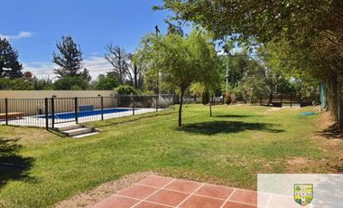 00271 – Departamento para 4/5 personas en Mina Clavero con Pileta. IMPECABLE