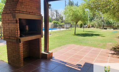 00271 – Departamento para 4/5 personas en Mina Clavero con Pileta. IMPECABLE