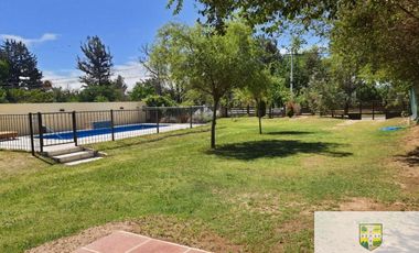 00271 – Departamento para 4/5 personas en Mina Clavero con Pileta. IMPECABLE