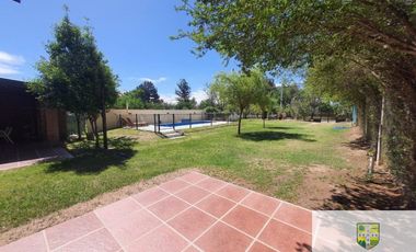 00271 – Departamento para 4/5 personas en Mina Clavero con Pileta. IMPECABLE