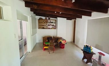 Chalet en venta de 2 dormitorios c/ cochera en Roldán