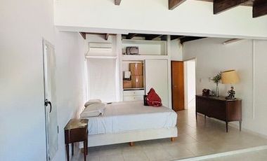 Chalet en venta de 2 dormitorios c/ cochera en Roldán