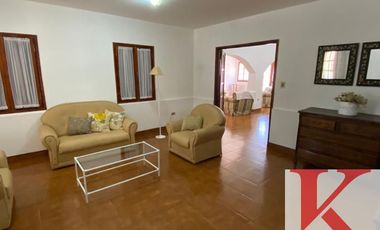 CASA CON DEPARTAMENTO ZONA OESTE