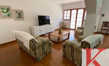 CASA CON DEPARTAMENTO ZONA OESTE