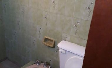 Venta Monte Grande Dpto 2 ambientes con cochera sobre Avenida Brd Bs As