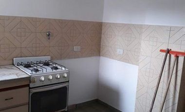 Venta Monte Grande Dpto 2 ambientes con cochera sobre Avenida Brd Bs As