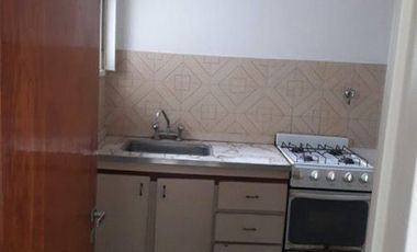 Venta Monte Grande Dpto 2 ambientes con cochera sobre Avenida Brd Bs As