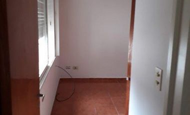 Venta Monte Grande Dpto 2 ambientes con cochera sobre Avenida Brd Bs As