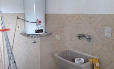 Venta Monte Grande Dpto 2 ambientes con cochera sobre Avenida Brd Bs As