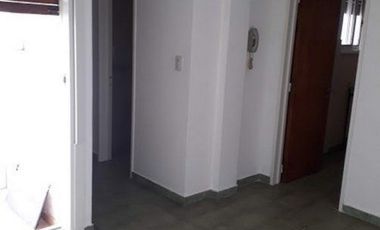 Venta Monte Grande Dpto 2 ambientes con cochera sobre Avenida Brd Bs As