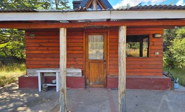 FINA PATAGONIA. Casa en venta de 2 dormitorios c/ cochera en San Martin de los Andes