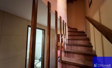 Dúplex en venta de 3 dormitorios c/ cochera en Costa Azul