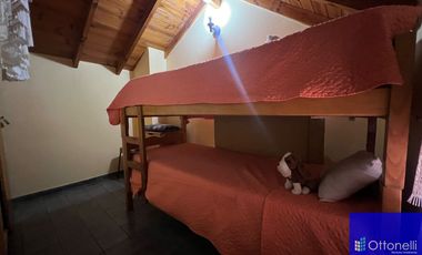 Dúplex en venta de 3 dormitorios c/ cochera en Costa Azul