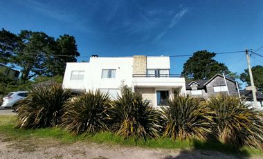 BAJO SU VALOR!! CHALET EN VENTA EN EL BALCON DEL GOLF DE SIERRA DE LOS PADRES