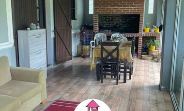 Casa en venta de 3 dormitorios c/ cochera en Baradero
