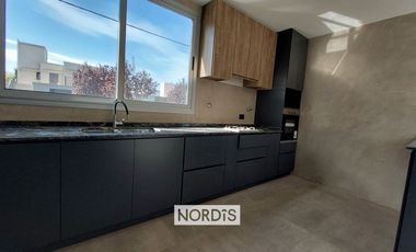 B° Privado El Marquesado 3 dormitorios 220 m2