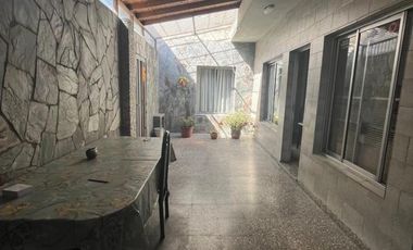 Casa en venta de 7 dormitorios en Villa Soldati