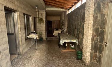 Casa en venta de 7 dormitorios en Villa Soldati