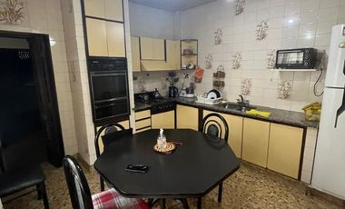 Casa en venta de 7 dormitorios en Villa Soldati