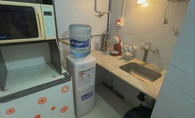 Venta Oficina Local a la calle. Zona La Perla