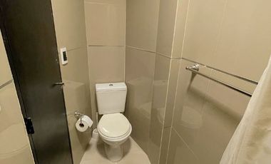 Venta Oficina Local a la calle. Zona La Perla